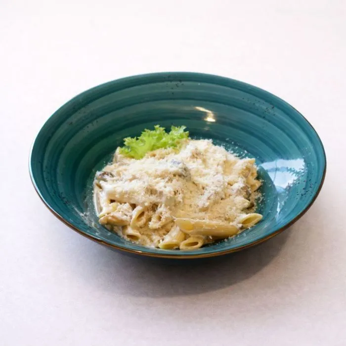 ПЕННЕ С КУРИЦЕЙ И ЛЕСНЫМИ ГРИБАМИ
